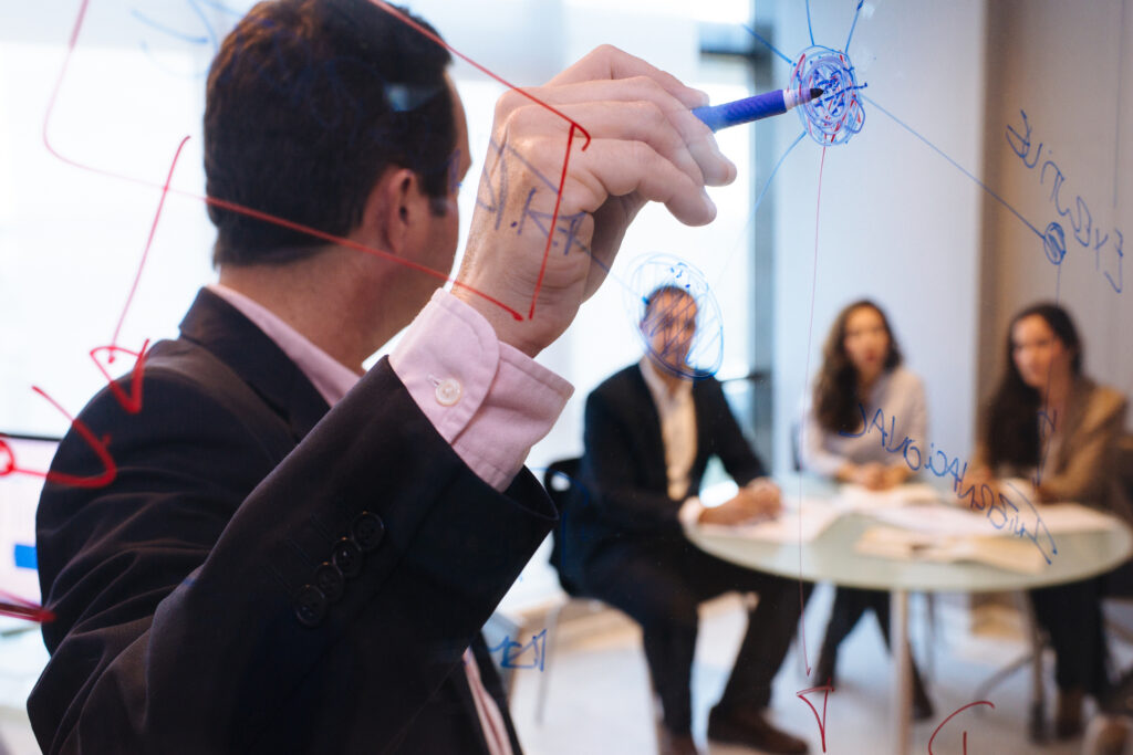 Reunión de trabajo equipo topminds